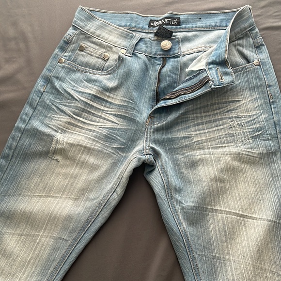 Lightly used Jeans - Picture 2 of 2